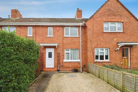 3 bed property, in Chedworth Road, £320,000