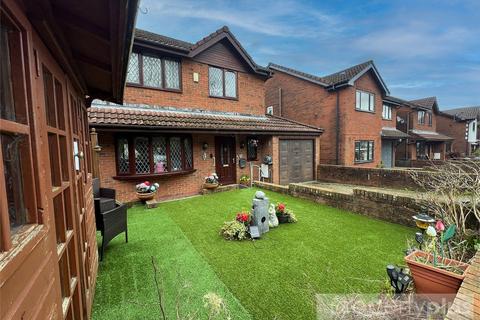 3 bed property, in Bedw Farm Estate, £325,000
