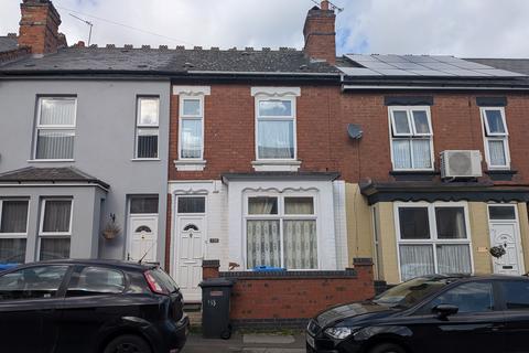 3 bed property, in Porter Road, £165,000