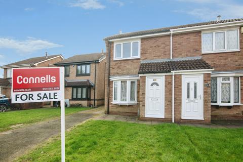 2 bed property, in Goode Close, £160,000
