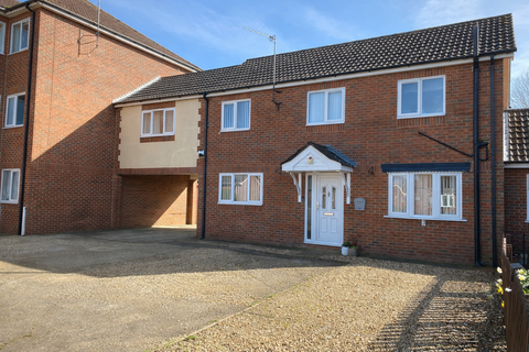 3 bed property, in The Hollies, £194,995
