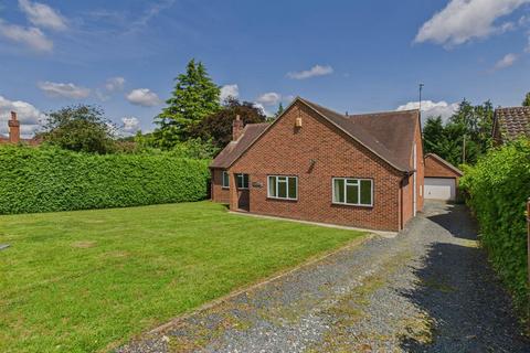 3 bed property, in Storridge, £550,000