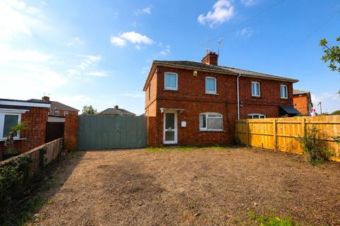 3 bed property, in Goodrest Walk, £176,000