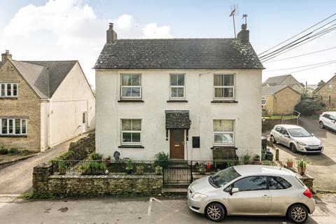 12 bed property, in Front Street, £650,000