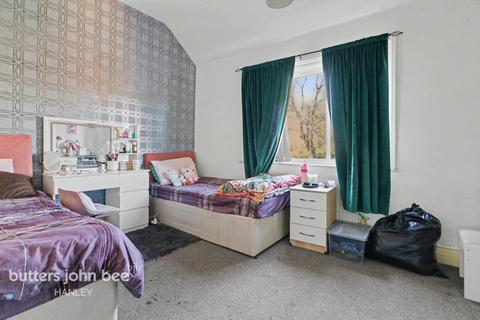 3 bed property, in Cotesheath Street, £101,000