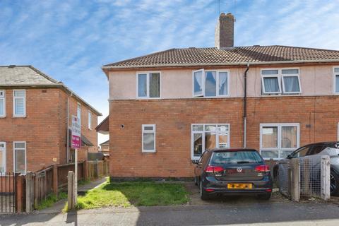 3 bed property, in Swannington Road, £240,000