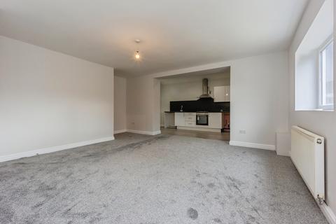 2 bed property, in Brinnington Road, £125,000