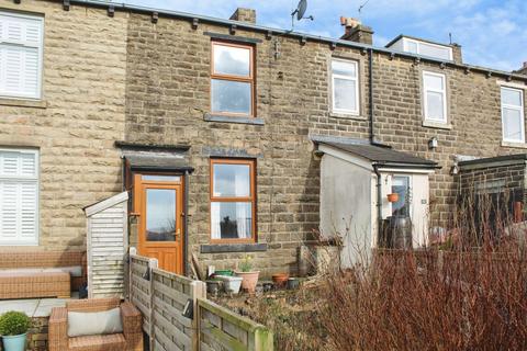 2 bed property, in Prospect Terrace, £135,000