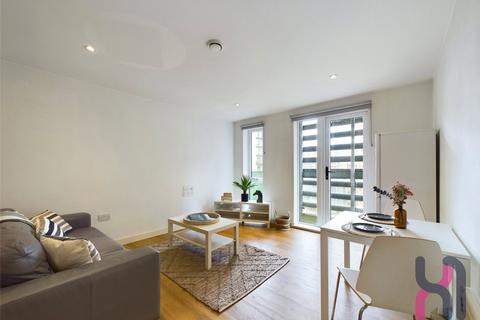 2 bed property, in Eastbank Tower, £160,000