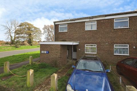 3 bed property, in Mulberry Close, £225,000