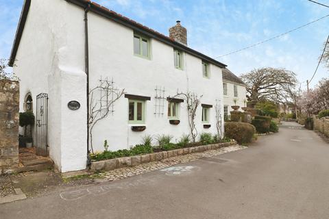 2 bed property, in West Street, £340,000