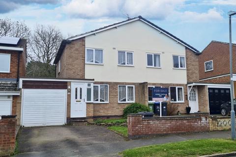 3 bed property, in The Mews, £375,000
