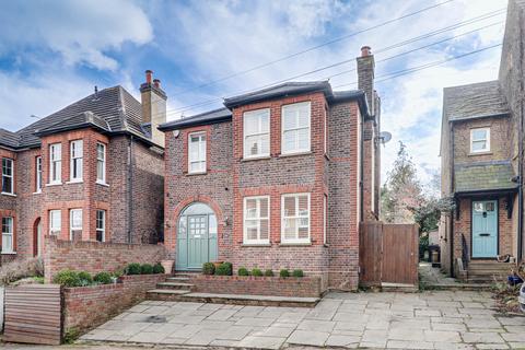 3 bed property, in Cravells Road, £1,195,000