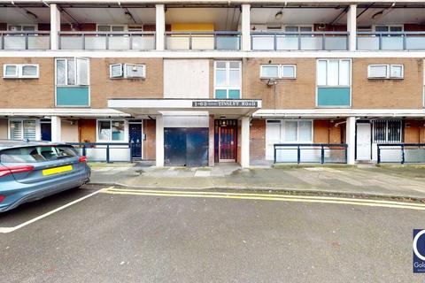 3 bed property, in Tinsley Road, £385,000