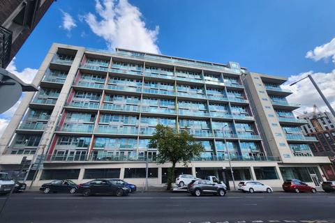 1 bed property, in Huntingdon Street, £100,000