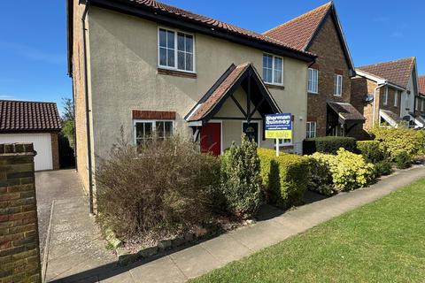 2 bed property, in School Walk, £220,000