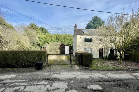 4 bed property, in Baulkins Drove, £340,000