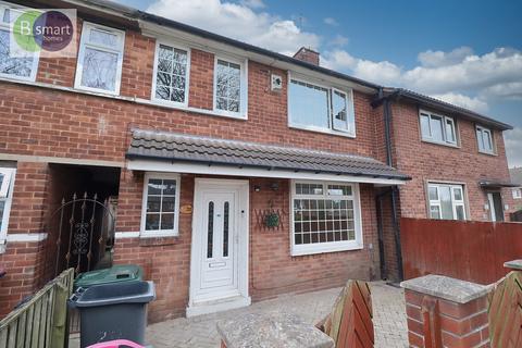 2 bed property, in The Bridleway, £94,000