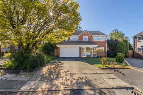 4 bed property, in Greenwich Close, £530,000