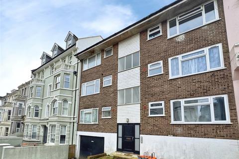 2 bed property, in Stockleigh Road, £110,000