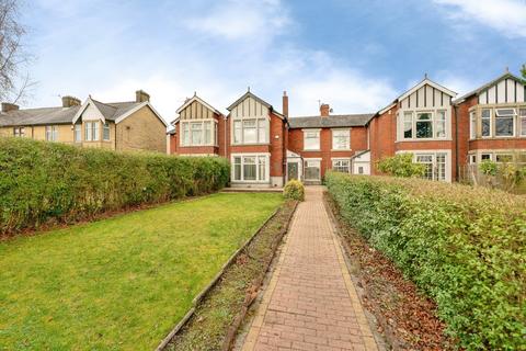 4 bed property, in Colne Road, £275,000