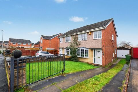 3 bed property, in Hargreaves Avenue, £220,000