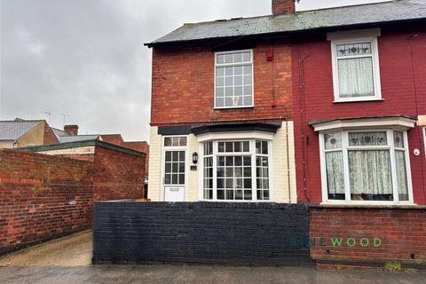 3 bed property, in Skinner Street, £130,000