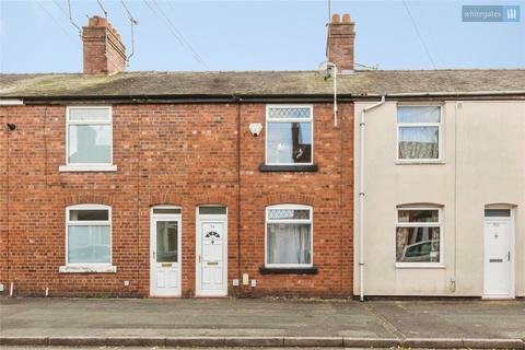 2 bed property, in Bedford Street, £90,000