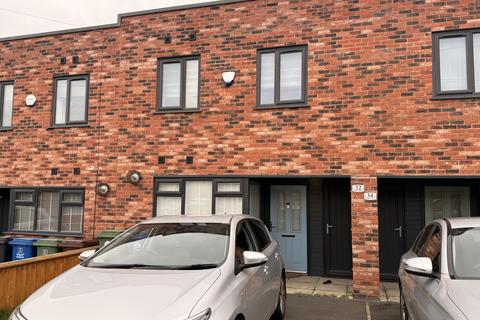 3 bed property, in Brentwood, £220,000