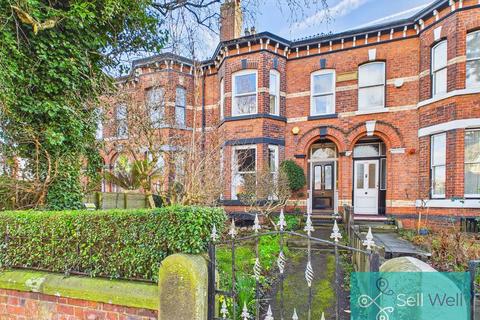 4 bed property, in Worsley Road, £625,000