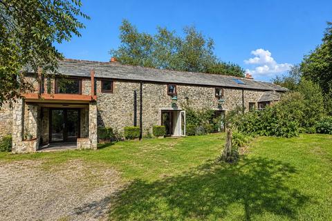 4 bed property, in Michaelstow, £700,000