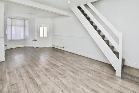 2 bed property, in Draycott Street, £140,000