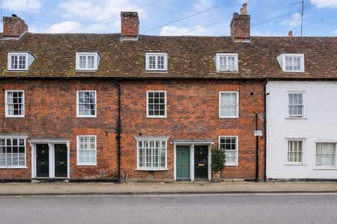 3 bed property, in Church Street, £400,000