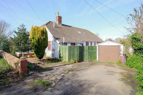 4 bed property, in Limers Lane, £295,000