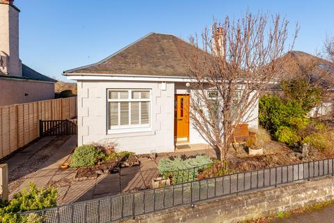 2 bed property, in 5 Allan Park Crescent, £490,000