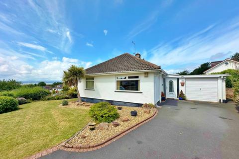 3 bed property, in Teals Way, £550,000