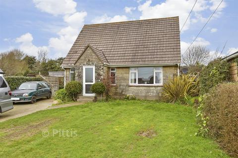3 bed property, in Chilton Lane, £390,000
