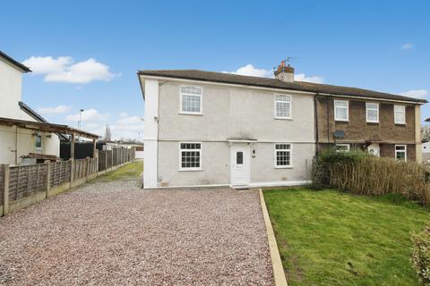 3 bed property, in Ainsworth Road, £240,000