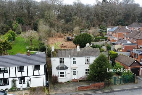 3 bed property, in Mount Pleasant, £425,000