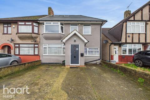 7 bed property, in Shepiston Lane, £700,000