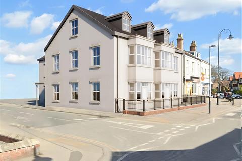 2 bed property, in Chapter House, £165,950