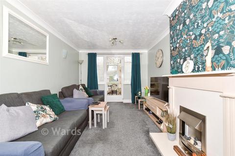 3 bed property, in Lime Crescent, £400,000