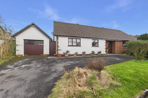3 bed property, in Milton Meadows, £295,000