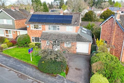 4 bed property, in Beech Road, £550,000