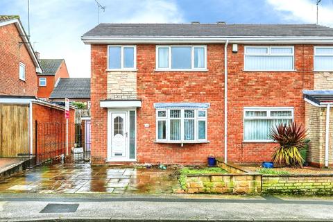 3 bed property, in Turnberry, £170,000