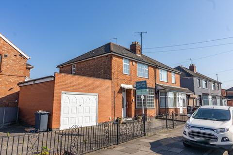 3 bed property, in Kitchener Road, £345,000