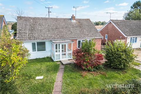 3 bed property, in Shirley Close, £299,950