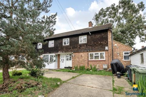 6 bed property, in Guildford, £495,000