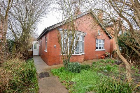 2 bed property, in Langrick Road, £149,950