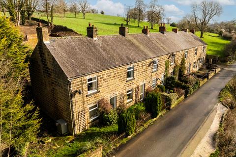 4 bed property, in High Mill, £325,000